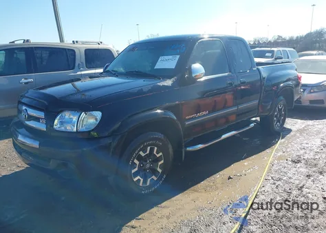 2003 Toyota Tundra Sr5 V8 z USA, uszkodzony, nr VIN 5TBRT34143S348140